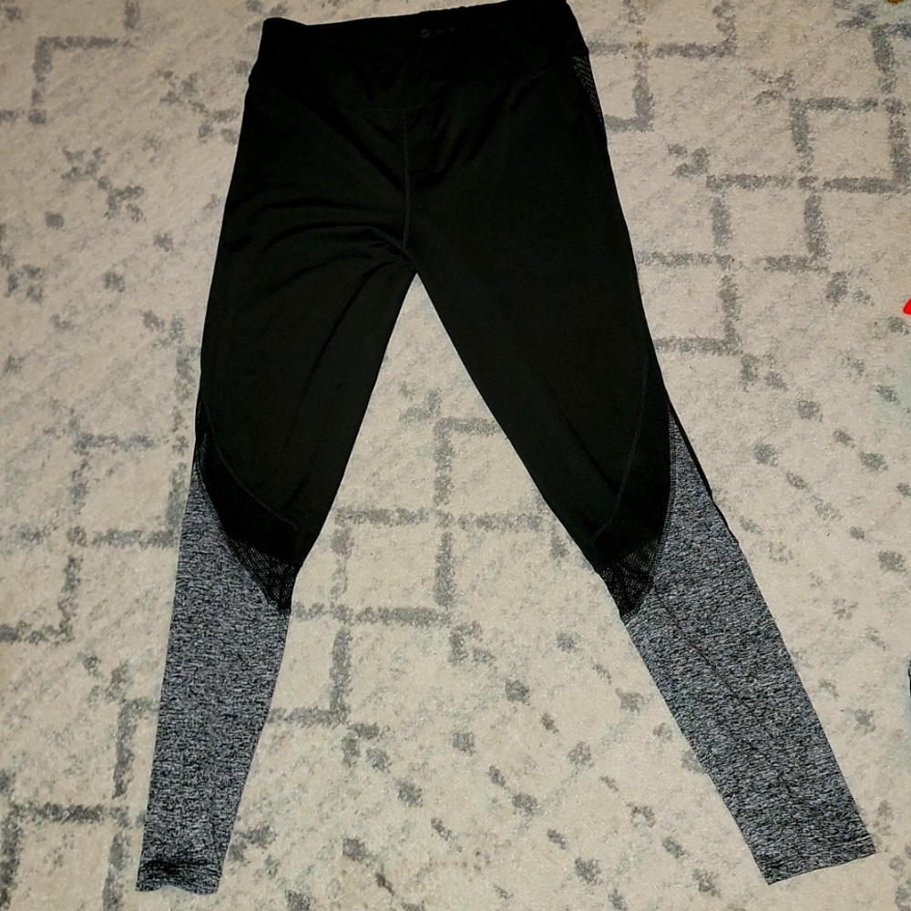 Mesh leg detail sport legging